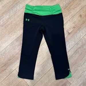 Under Armour Women's Black and Green Capris